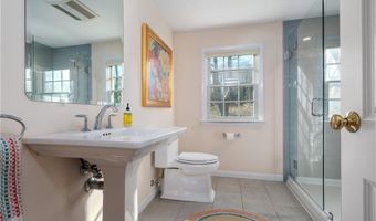 94 Abbott Run Valley Rd, Cumberland, RI 02864