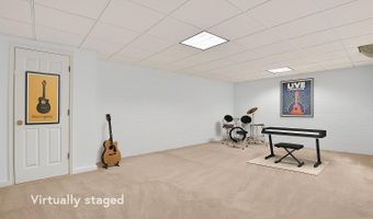 9209 VENDOME Dr, Bethesda, MD 20817