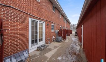 101 N Pipestone St 4, Brandon, SD 57005