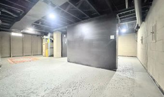 1520 N VIOLA St, Appleton, WI 54915