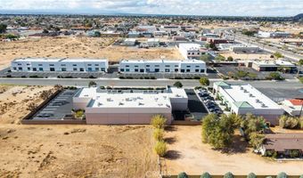 13631 Pawnee Rd, Apple Valley, CA 92308