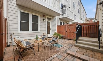 1149 S MONROE St, Arlington, VA 22204
