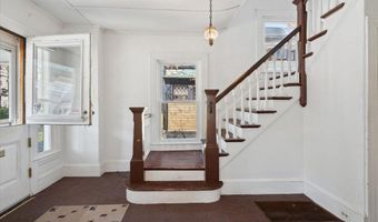 22 Ledgelawn Ave, Bar Harbor, ME 04609