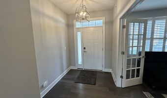 769 W Fairway Dr, Addison, IL 60101