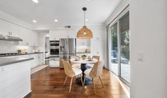 2364 Summerwind Pl, Carlsbad, CA 92008