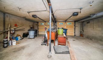 2125 Needham Rd, Ann Arbor, MI 48104