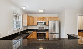 2817 Barclay Way, Ann Arbor, MI 48105