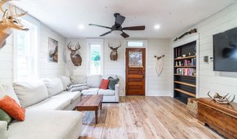 813 S 300 West Rd, Albion, IN 46701