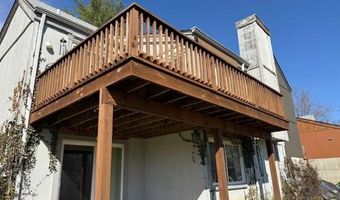 1653 Award Dr, Ballwin, MO 63021