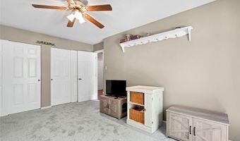 1431 Dietrich Oaks Dr, Ballwin, MO 63021