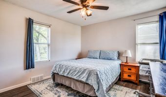 312 W Kelly Ave, Augusta, KS 67010