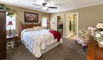 7420 Glensford Dr, Avon, IN 46123
