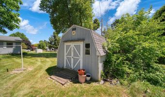 2978 Lee Marie Dr, Adrian, MI 49221