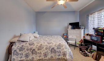 614 E 14th St, Baxter Springs, KS 66713