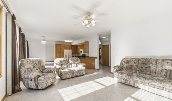 546 N 4th Ave, Addison, IL 60101