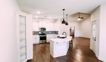 11 Shadow Creek Dr, Austin, AR 72007