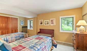 207 Kelly Rd E, Boulder, CO 80302