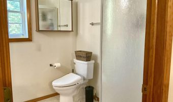 6947 205th Trl, Albia, IA 52531
