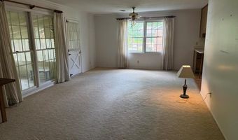 2611 PINE VALLEY Rd, Albany, GA 31707