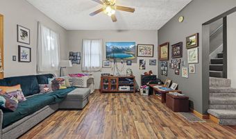 5869 Beechwood Ave, Alliance, OH 44601