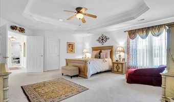 402 DERRYTOWN Dr, Bear, DE 19701