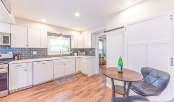 1123 W Huron St, Ann Arbor, MI 48103