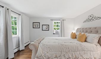7 Cherry Ridge Rd, Acton, MA 01720