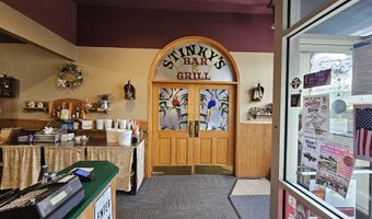 920-924 Parriott St, Aplington, IA 50604