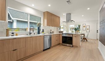 5308 S Victoria, Los Angeles, CA 90043