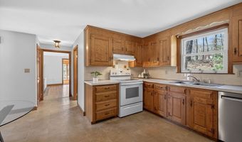 57 Juniper Rd, Andover, MA 01810