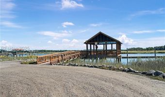 7 Holbrook Dr, Beaufort, SC 29902