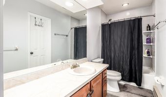 136 Pembroke Rd 6-50, Danbury, CT 06811
