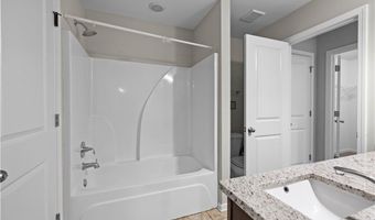 802 W RICHLAND Cir, Auburn, AL 36832