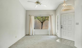 238 S LAKEVIEW Blvd, Chandler, AZ 85225