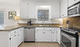 104 Afton Dr, Brandon, MS 39042