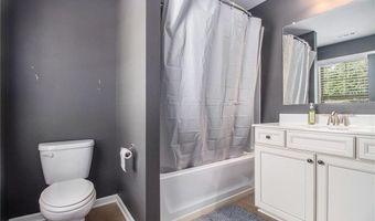 1963 Heatherbrooke Ln, Acworth, GA 30101