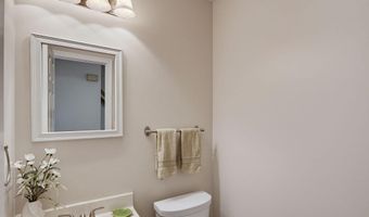 7105 WESTWIND Dr, Bowie, MD 20715
