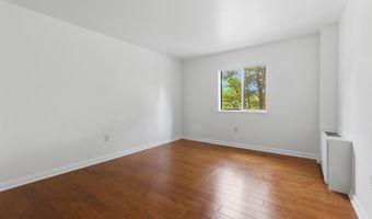 7505 DEMOCRACY Blvd 114, Bethesda, MD 20817