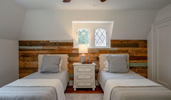 1952 CANTERBURY Rd, Abington, PA 19001