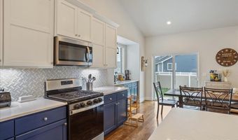 2200 ARROWLEAF Dr, Cheyenne, WY 82007
