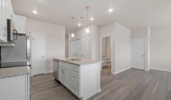 1621 RICHARD MARTIN Dr, Cheyenne, WY 82007