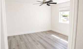 7900 Foxwood Pl 102, Las Vegas, NV 89145