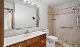 1200 18th Ave NW 137, Austin, MN 55912