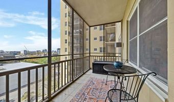 300 Peachtree 6H, Atlanta, GA 30308
