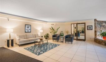 200 Hoffman Ave 402, Cranston, RI 02920