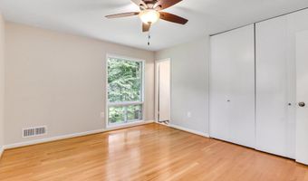 5019 FLEMING Dr, Annandale, VA 22003