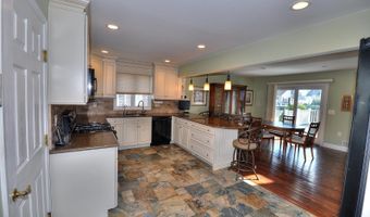 19 Centerboard Dr, Bayville, NJ 08721