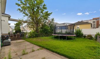 183 W 1ST St, Bayonne, NJ 07002