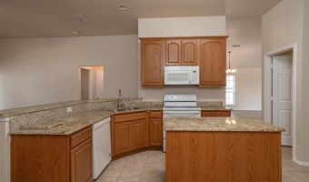 302 Howard Way Dr, Aledo, TX 76008