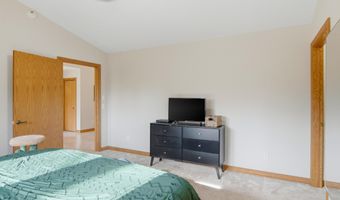 4473 Paper Birch Ln, Acme, MI 49686